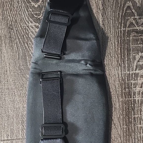 🎉 Bill Blass SILK Bow Tie and Cummerbund Set 🎉 - Picture 3 of 4